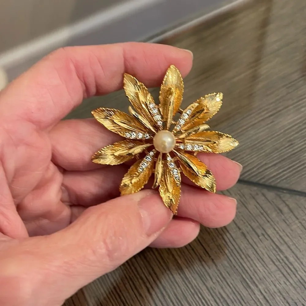 Vintage Gold-tone Floral Brooch with Pearl Accent & Rhinestones